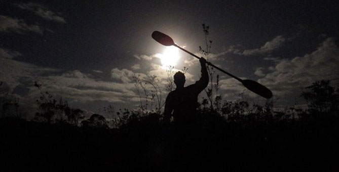 En savoir plus sur l'activité de kayak de nuit à la Station O’KATAVENTURES - station O'Kataventures